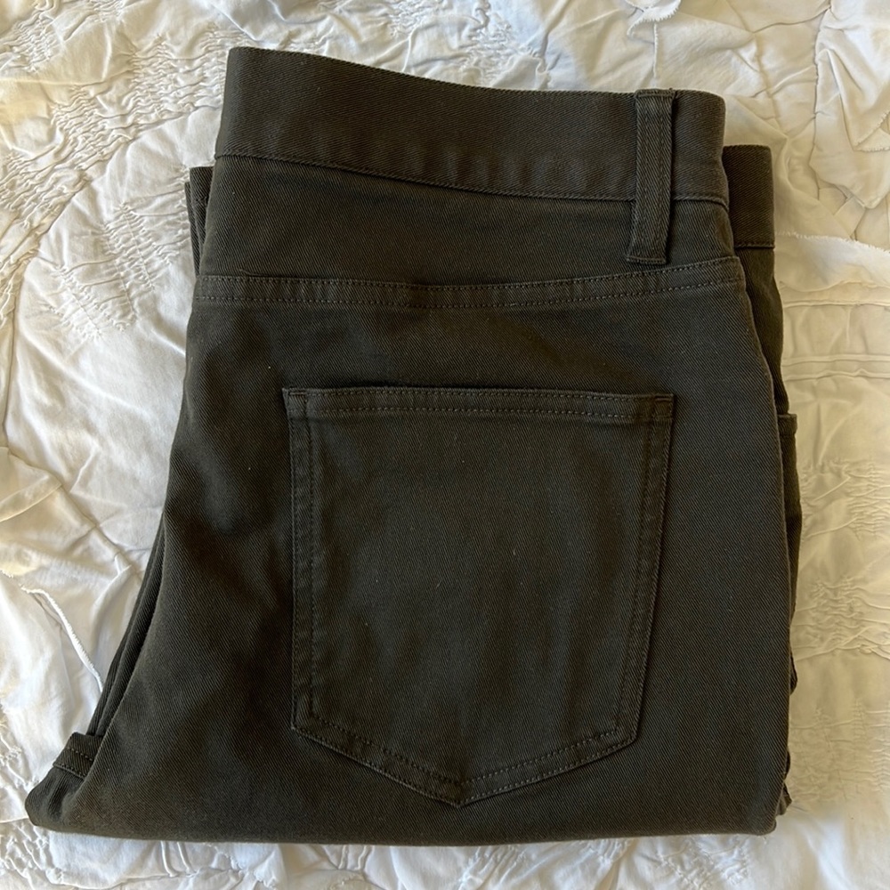 Vince Men’s Dylan Lightweight Pants Army Green: Size 31